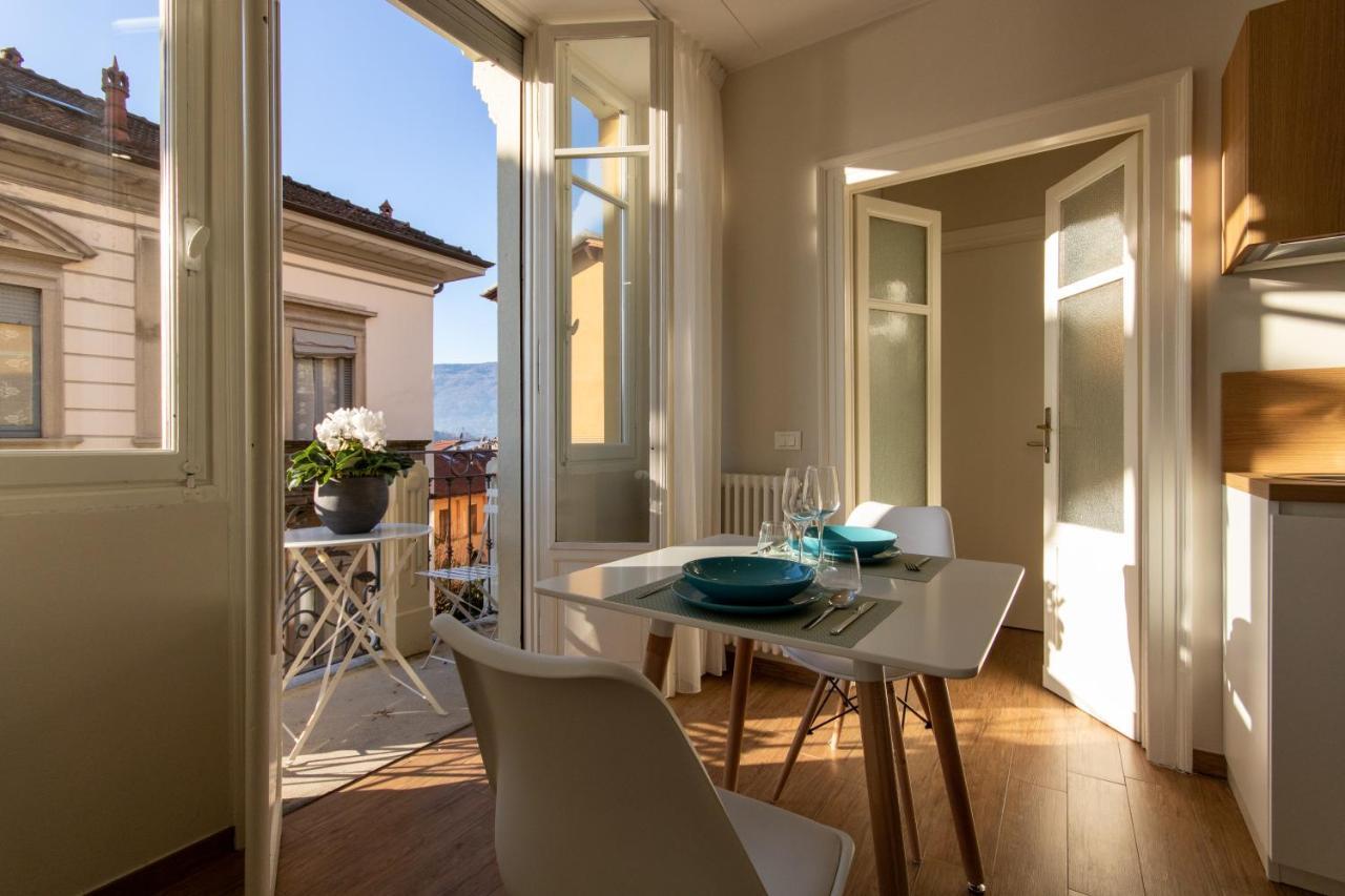 Aqualago Casa Vacanze Apartment D Verbania Luaran gambar